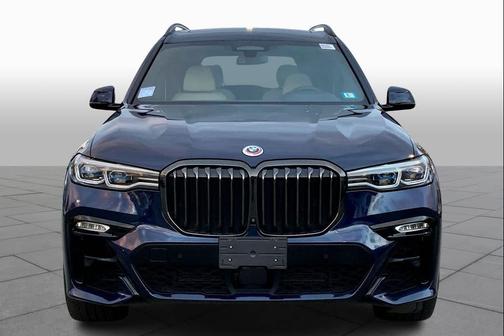 2022 BMW X7 M50i