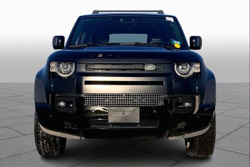 2024 Land Rover Defender 90 P400 X-Dynamic SE