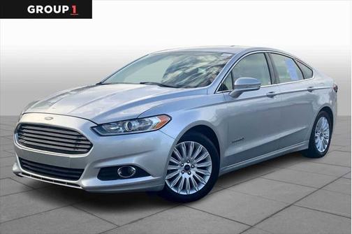 2015 Ford Fusion Hybrid SE