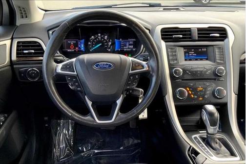 2015 Ford Fusion Hybrid SE