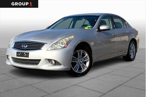 2011 INFINITI G37x Base