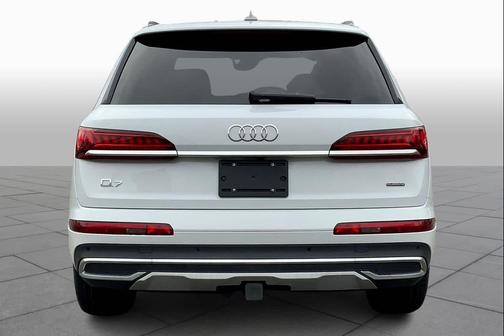 2021 Audi Q7 55 Premium Plus