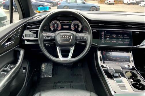 2021 Audi Q7 55 Premium Plus