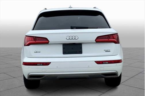 2018 Audi Q5 2.0T Premium Plus