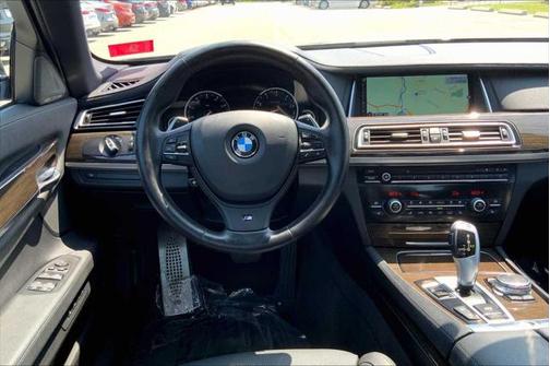 2015 BMW 750 Li