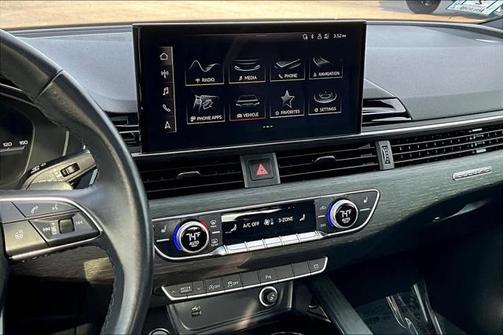 2023 Audi A4 45 S line Premium Plus