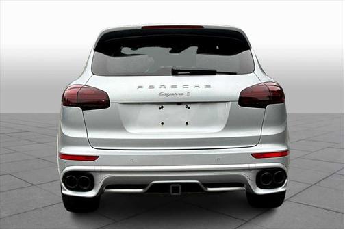 2016 Porsche Cayenne S
