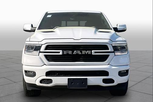 Bright White Clearcoat 2022 RAM 1500 Laramie