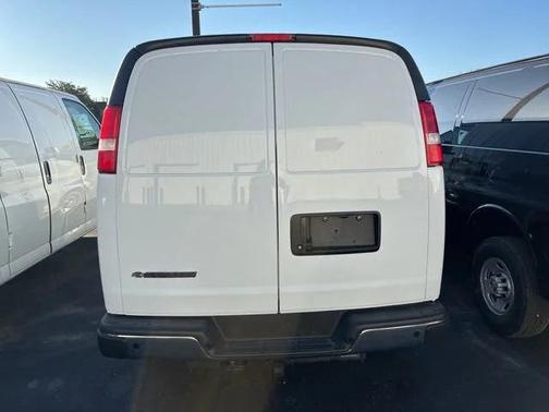 2025 Chevrolet Express 2500 RWD 2500 Regular Wheelbase WT