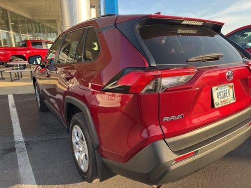 2019 Toyota RAV4 LE
