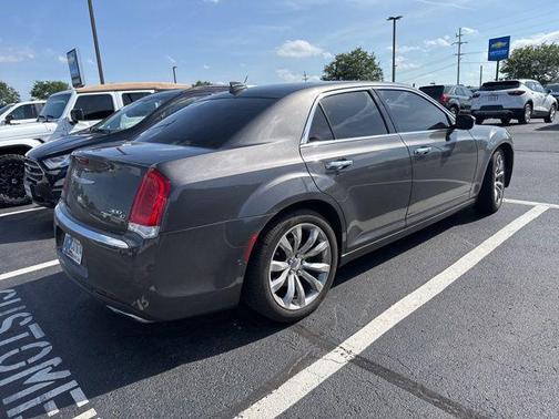 2016 Chrysler 300 S