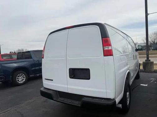 2025 Chevrolet Express 2500 RWD 2500 Regular Wheelbase WT