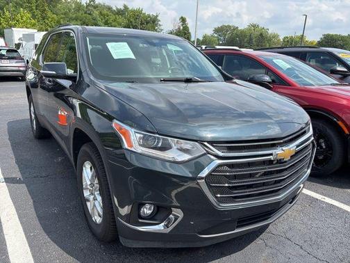 2020 Chevrolet Traverse LT Cloth