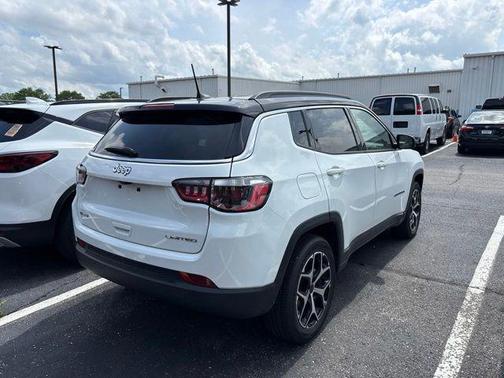 Bright White Clearcoat 2025 Jeep Compass Limited
