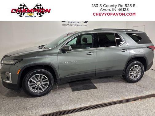 2023 Chevrolet Traverse LT Cloth