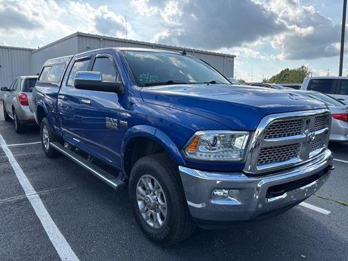 2018 RAM 2500 Laramie Crew Cab 4x4 6'4' Box