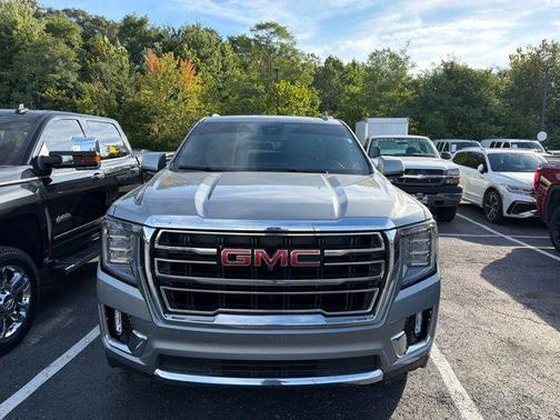 Sterling Metallic 2023 GMC Yukon SLT
