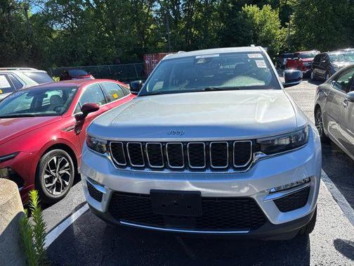 Silver Zynith 2022 Jeep Grand Cherokee 4xe Base