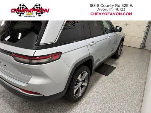 Silver Zynith 2022 Jeep Grand Cherokee 4xe Base