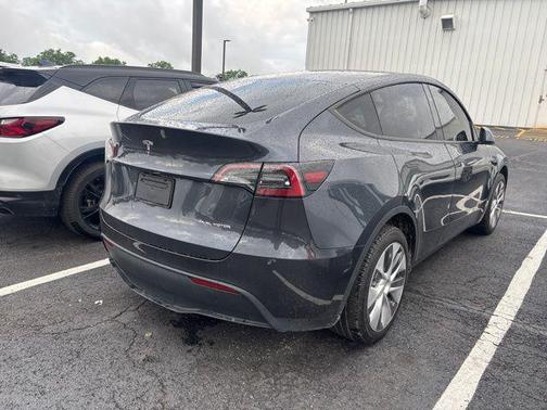 2024 Tesla Model Y Long Range Dual Motor All-Wheel Drive