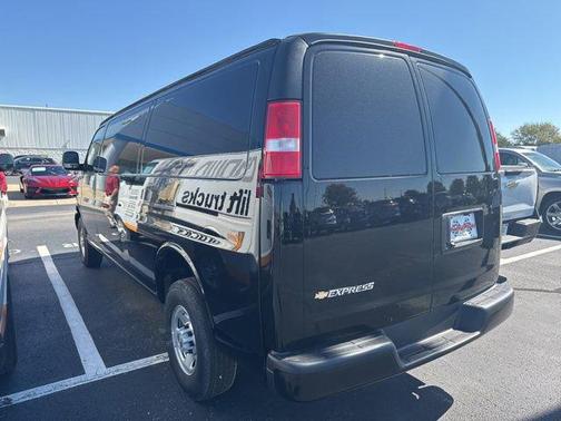2025 Chevrolet Express 2500 RWD 2500 Extended Wheelbase WT