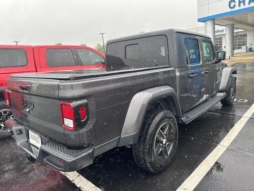 2021 Jeep Gladiator Sport S