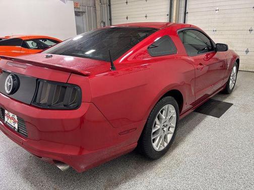 2013 Ford Mustang V6 Premium