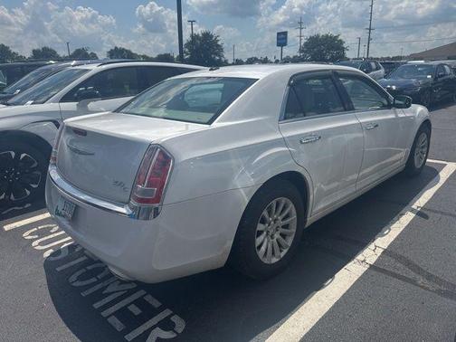 2012 Chrysler 300 S