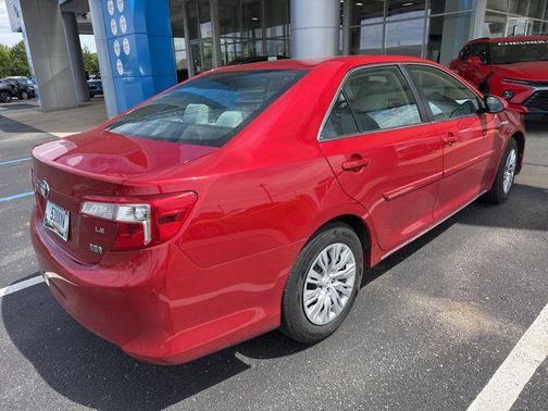 2013 Toyota Camry Hybrid LE