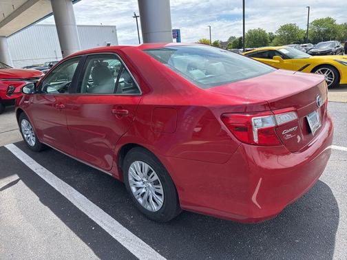 2013 Toyota Camry Hybrid LE