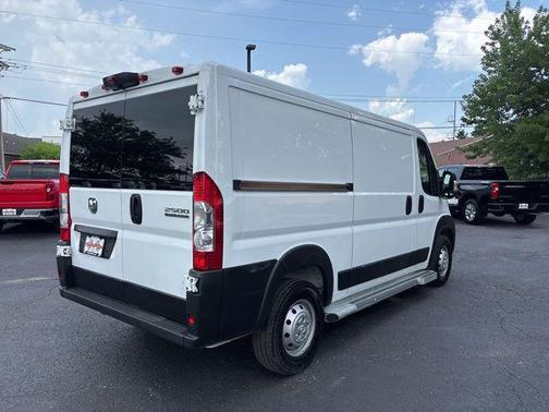 2023 RAM ProMaster 2500 Base
