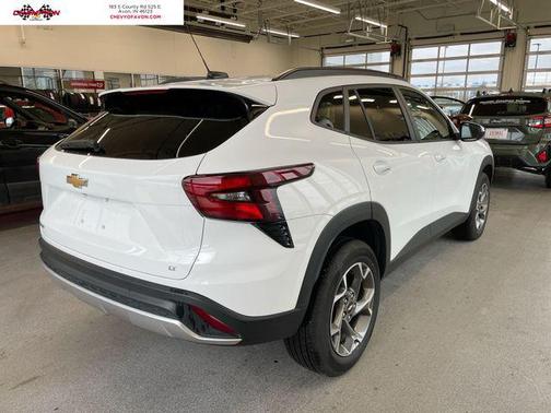 2025 Chevrolet Trax LT