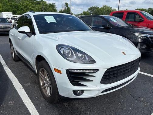 2018 Porsche Macan Base