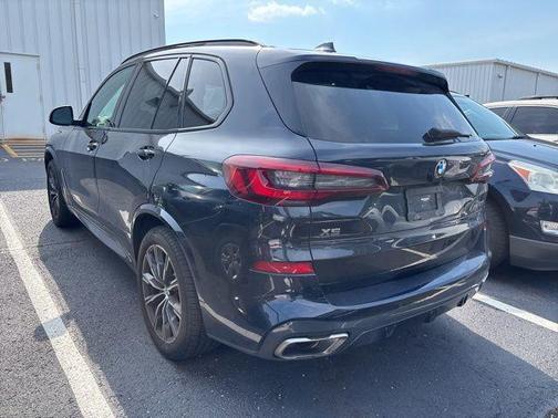 2023 BMW X5 M50i