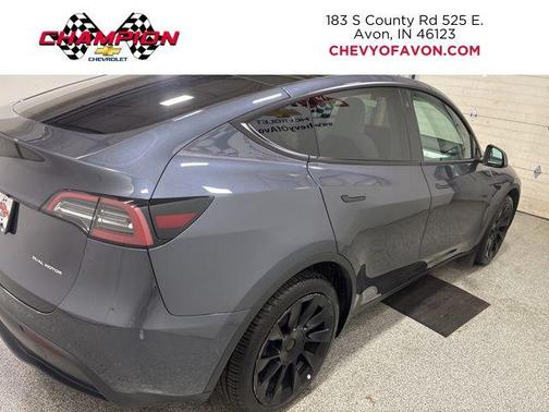 2022 Tesla Model Y Long Range Dual Motor All-Wheel Drive