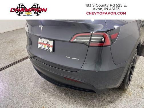 2022 Tesla Model Y Long Range Dual Motor All-Wheel Drive