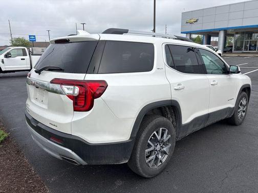 2023 GMC Acadia AWD SLT