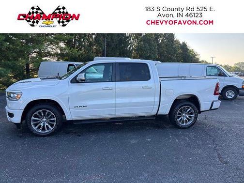 Ivory White Tri-Coat Pearlcoat 2019 RAM 1500 Laramie