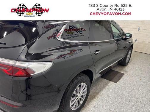 2023 Buick Enclave Essence AWD