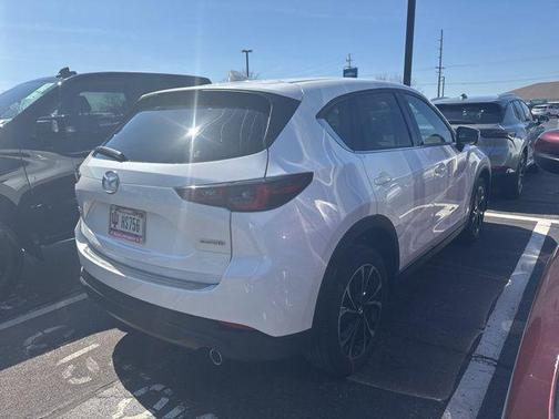 Snowflake White Pearl Mica 2022 Mazda CX-5 2.5 S