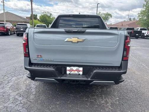2025 Chevrolet Silverado EV LT