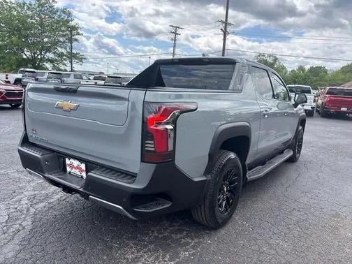 2025 Chevrolet Silverado EV LT