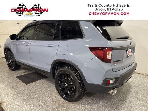 2025 Honda Passport AWD Black