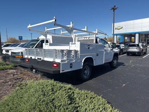2025 Chevrolet Silverado 3500 WT