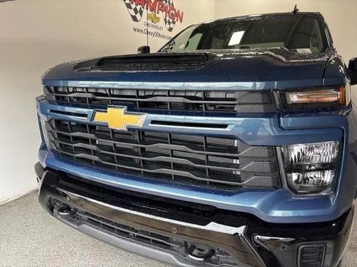 2025 Chevrolet Silverado 2500 Custom