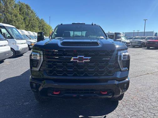 2026 Chevrolet Silverado 2500 ZR2