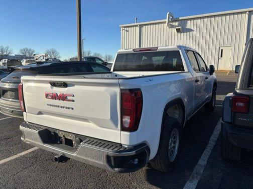 2023 GMC Sierra 1500 Pro