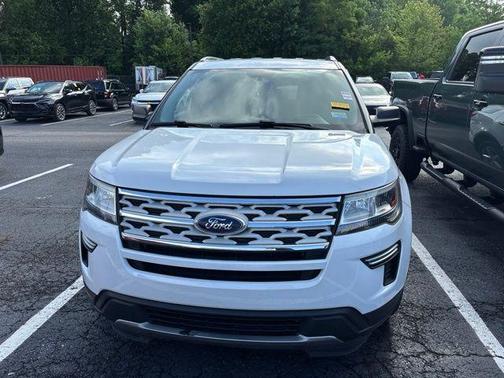 Oxford White 2019 Ford Explorer XLT