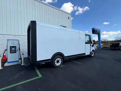 2025 Chevrolet BrightDrop 600 JET Black