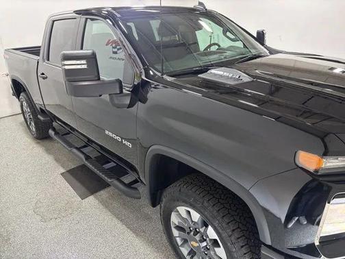 2025 Chevrolet Silverado 2500 Custom